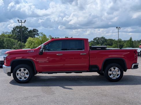 Used 2020 Chevrolet Silverado 2500 LTZ w/ LTZ Plus Package AWD/4WD image 6
