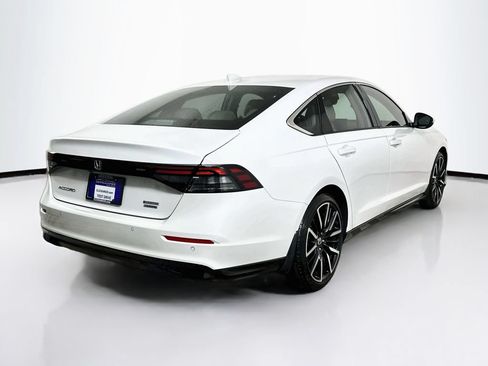 Used 2025 Honda Accord Touring image 7