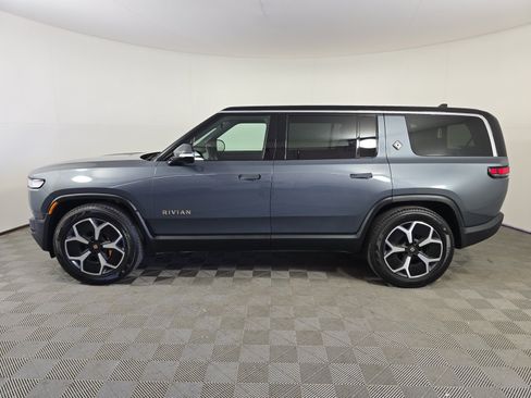 Used 2024 Rivian R1S Adventure AWD/4WD image 2
