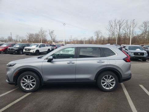 Used 2023 Honda CR-V EX-L image 3