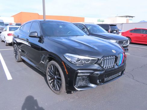 Used 2022 BMW X6 xDrive40i w/ M Sport Package image 1