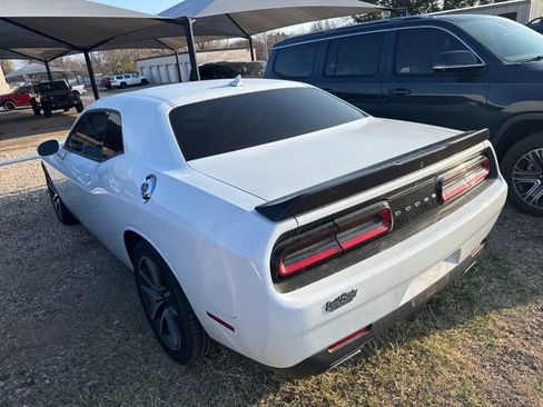 Certified 2023 Dodge Challenger GT w/ Plus Package image 5