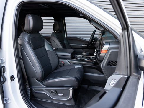 Used 2025 Ford F150 Raptor image 30