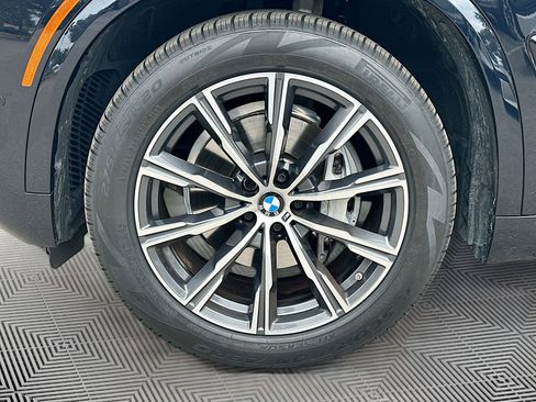 Certified 2024 BMW X5 sDrive40i w/ M Sport Package image 38