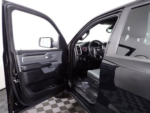 Used 2021 RAM 1500 Big Horn AWD/4WD image 18