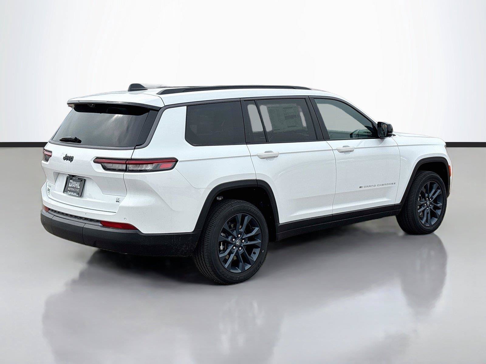 New 2026 Jeep Grand Cherokee L Limited AWD/4WD image 13