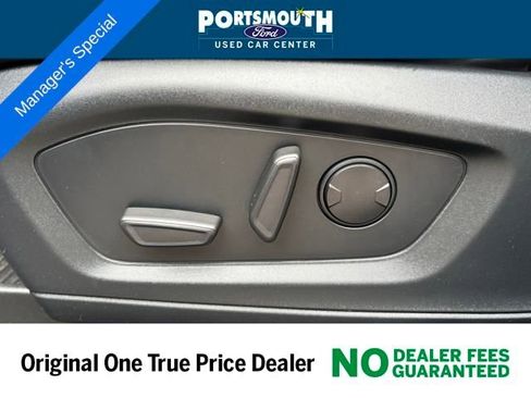 Certified 2021 Ford Explorer XLT w/ Equipment Group 202A image 21