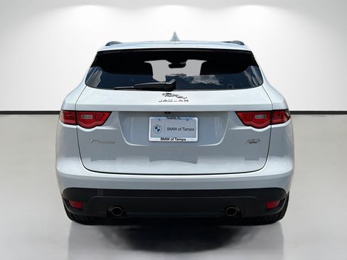 Used 2019 Jaguar F-PACE Premium AWD/4WD image 4