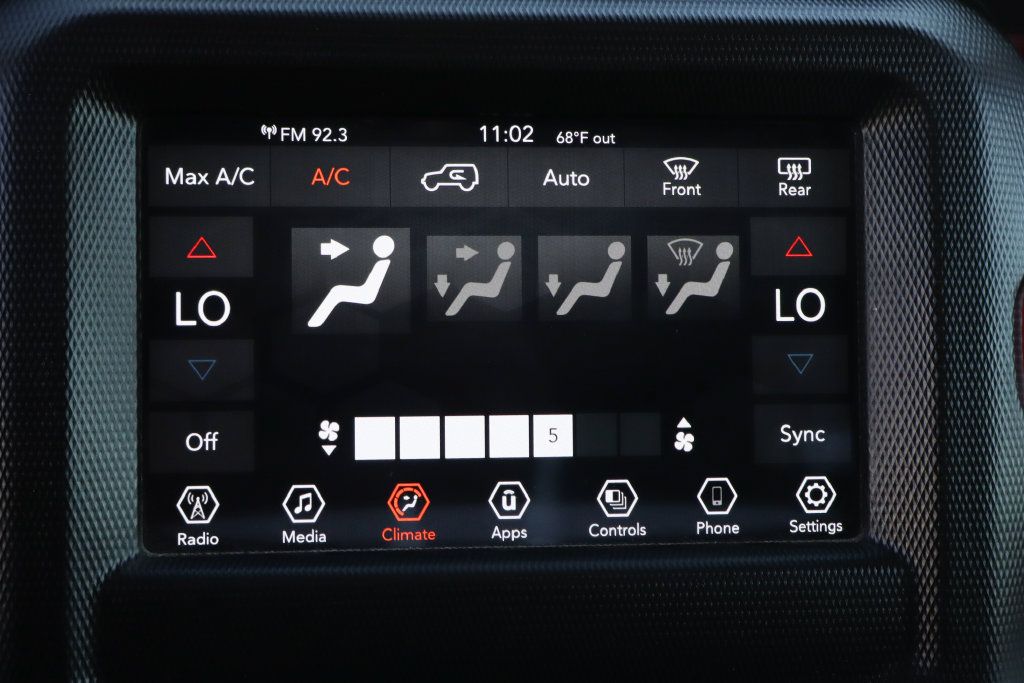 Used 2021 Jeep Wrangler Unlimited Rubicon AWD/4WD image 31