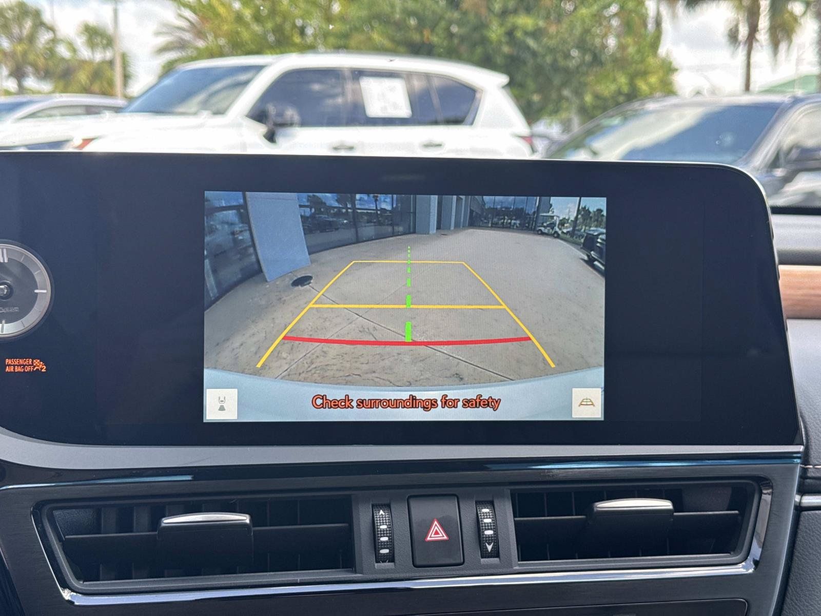 Used 2025 Lexus ES 350 w/ Premium Package FWD image 24