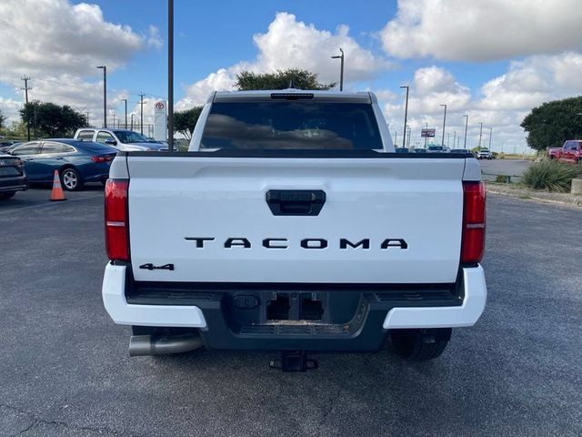 Used 2024 Toyota Tacoma TRD Off-Road AWD/4WD image 5
