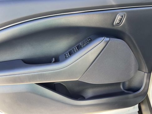 Used 2023 Ford Mustang Mach-E Select RWD image 15