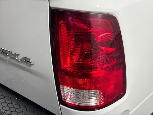 Used 2017 RAM 2500 Tradesman image 30