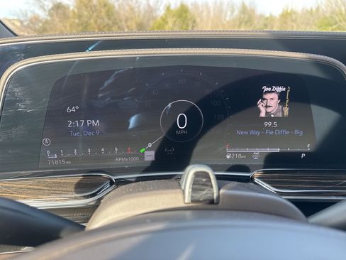 Used 2022 Cadillac Escalade Sport w/ Heavy-Duty Trailer Package image 19