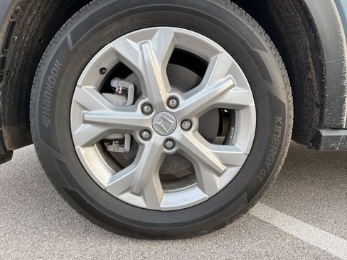 Certified 2025 Honda HR-V LX image 12