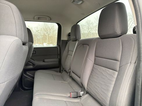 Used 2022 Nissan Frontier S w/ Technology Package image 28