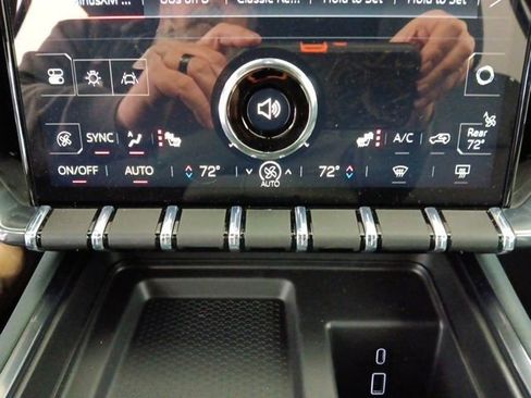 New 2025 GMC Acadia AT4 image 7