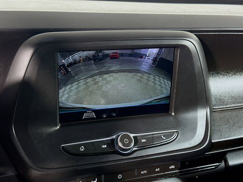 Used 2019 Chevrolet Camaro LT image 19