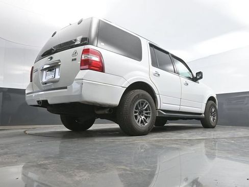 Used 2009 Ford Expedition XLT AWD/4WD image 37