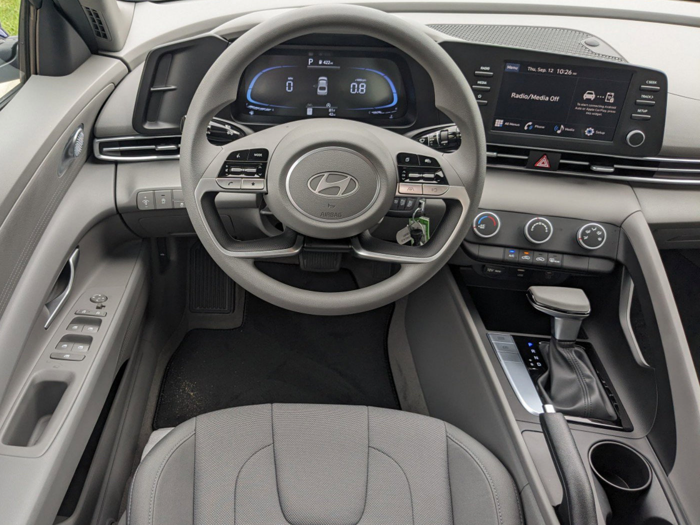 New 2026 Hyundai Elantra SE FWD image 14