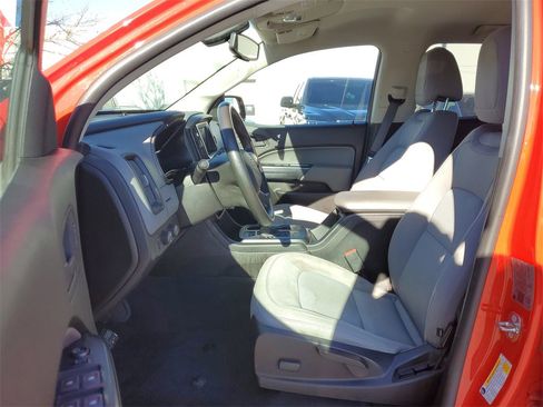 Used 2020 Chevrolet Colorado W/T w/ WT Convenience Package image 8