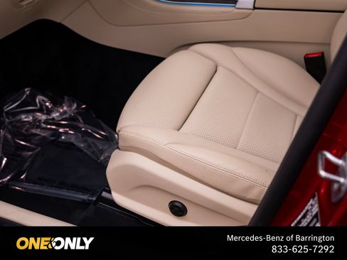 Used 2017 Mercedes-Benz GLC 300 4MATIC image 15