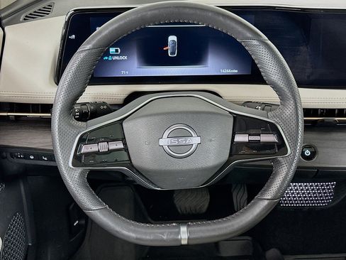 Used 2023 Nissan Ariya FWD image 18