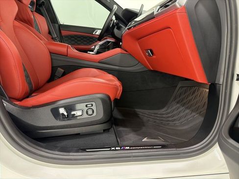 Certified 2022 BMW X6 M w/ Competition Package image 20