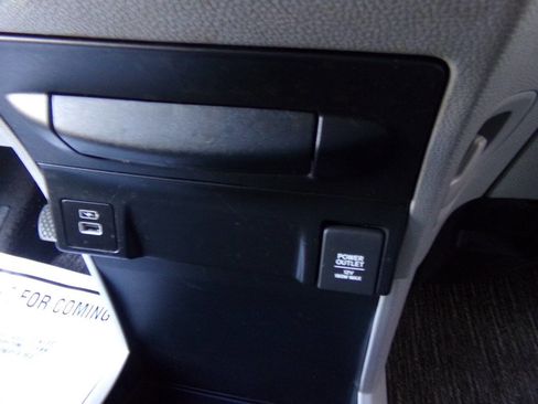 Used 2021 Honda Odyssey EX image 36