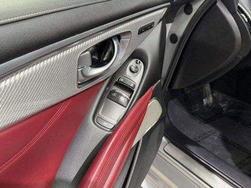 Used 2018 INFINITI Q60 Red Sport 400 w/ Sensory Package 3.0T Sport image 25