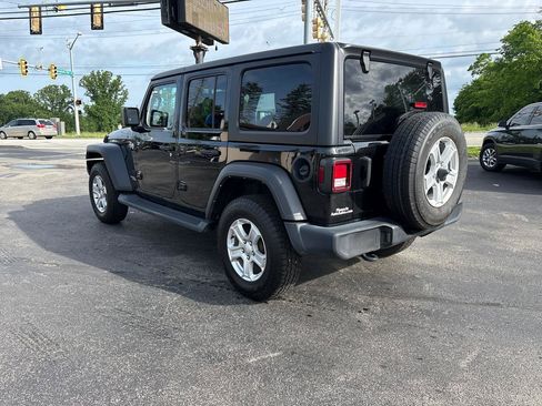 Used 2021 Jeep Wrangler Unlimited Sport AWD/4WD image 7