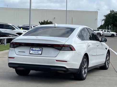 Used 2023 Honda Accord EX image 4