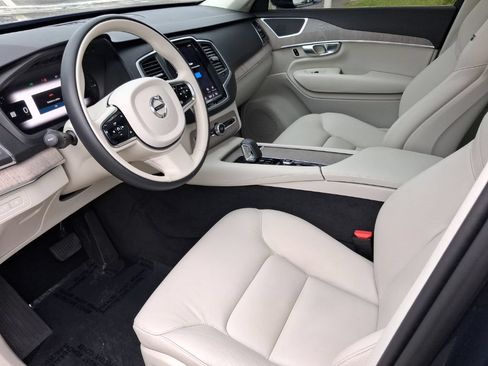 Used 2024 Volvo XC90 T8 Core w/ Protection Package Premier AWD/4WD image 13