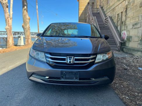 Used 2016 Honda Odyssey LX image 2