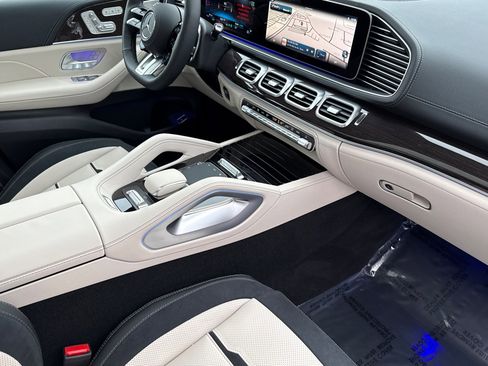 New 2026 Mercedes-Benz GLE 53 AMG 4MATIC image 16