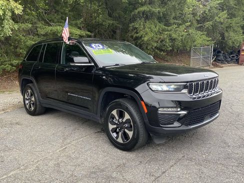 Used 2024 Jeep Grand Cherokee Limited 4xe AWD/4WD image 6