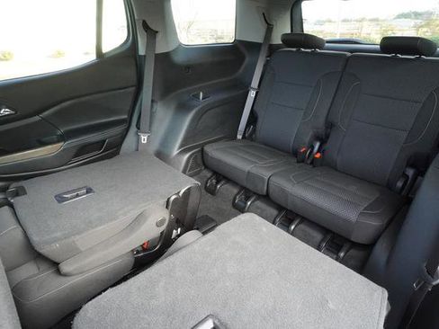 Used 2023 GMC Acadia SLE w/ Driver Convenience Package image 26