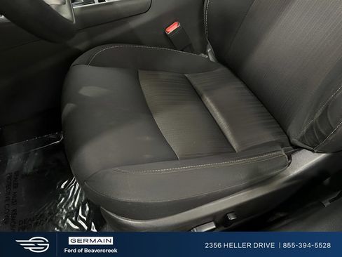 Used 2024 Nissan Altima 2.5 SV image 12