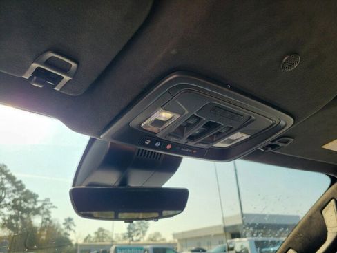 Used 2024 GMC Sierra 1500 Denali Ultimate image 15