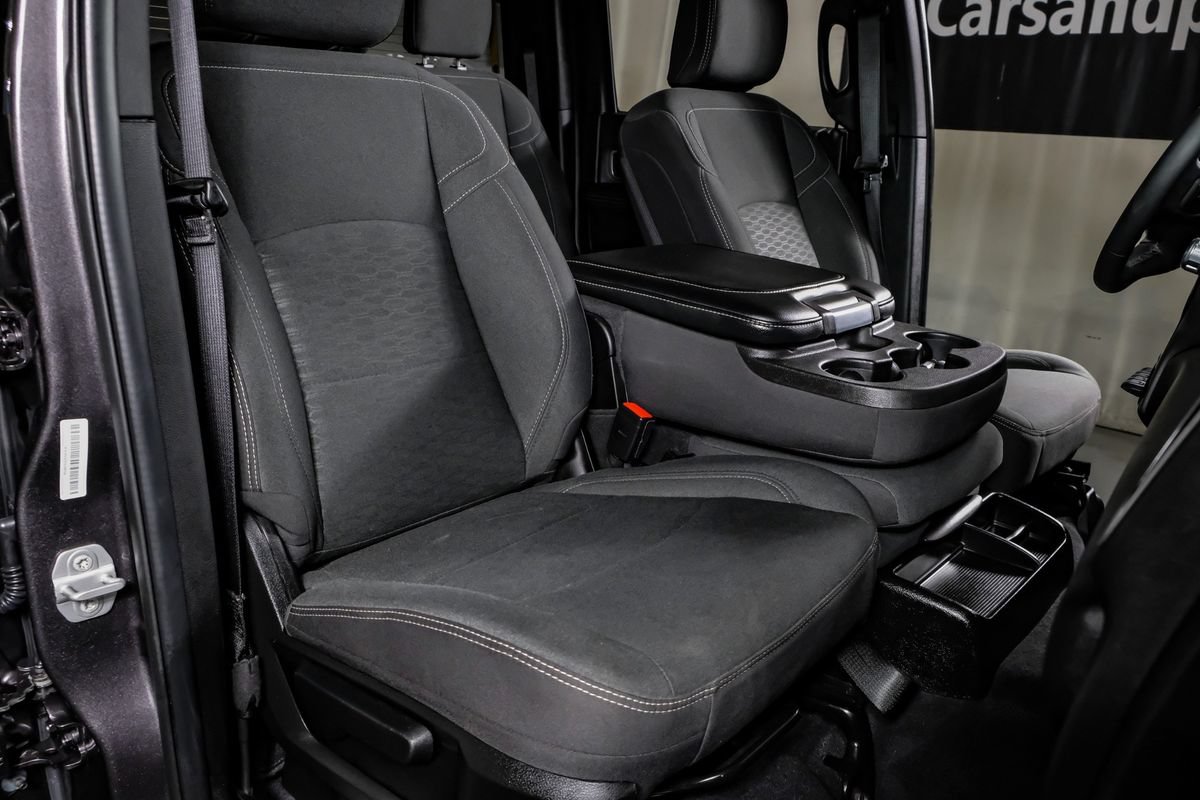 Used 2026 RAM 2500 Big Horn AWD/4WD image 30