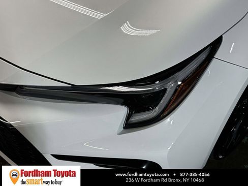 Used 2024 Toyota Corolla SE FWD image 9
