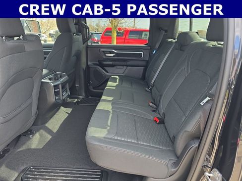 Used 2026 RAM 1500 4x4 Crew Cab image 8