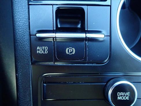 Used 2023 Kia K5 LXS image 18