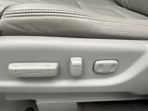 Used 2014 Honda CR-V EX-L image 11