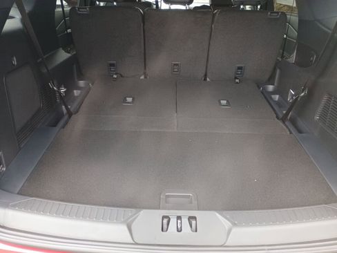 New 2026 Ford Explorer ST-Line w/ ST-Line Street Pack image 18