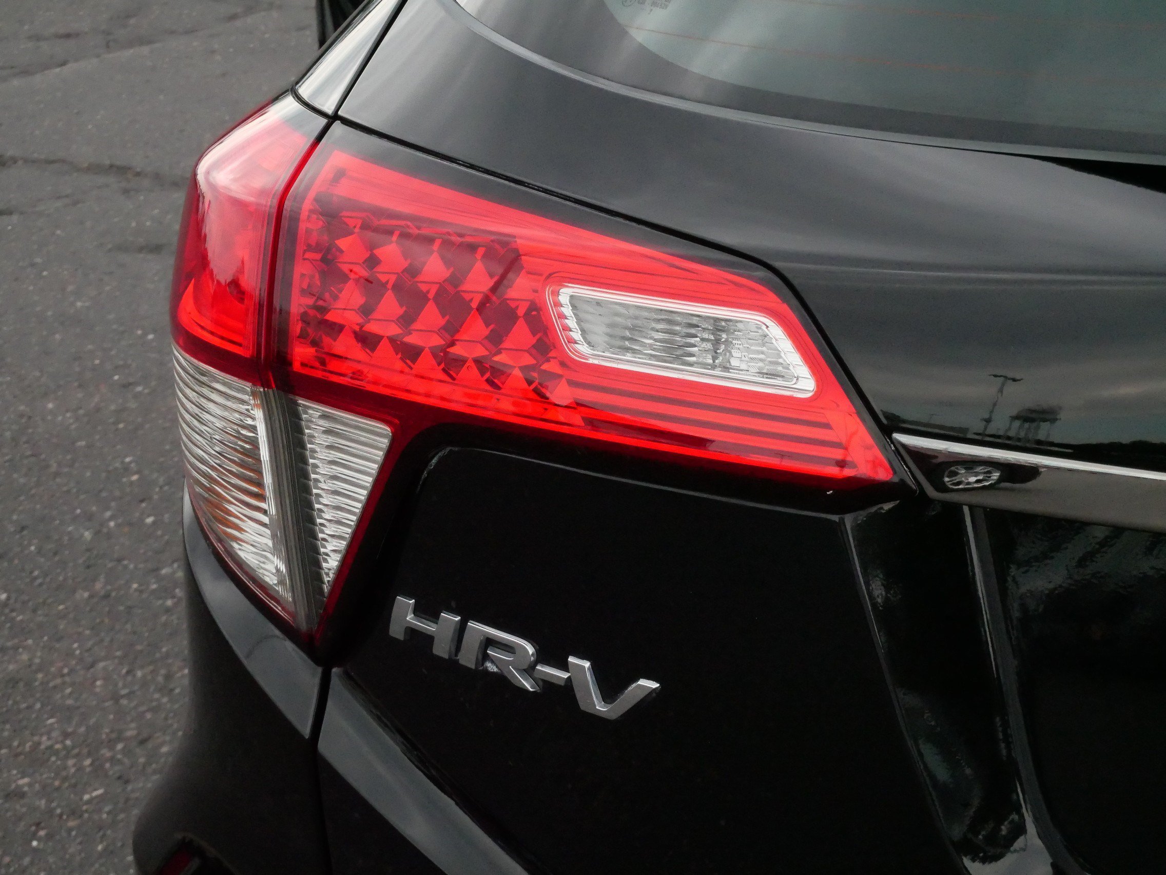 Used 2019 Honda HR-V LX image 17