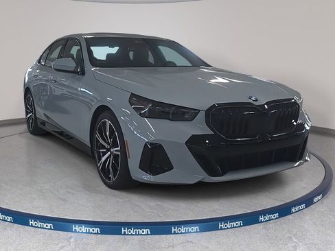 New 2026 BMW 530i w/ M Sport Package image 3