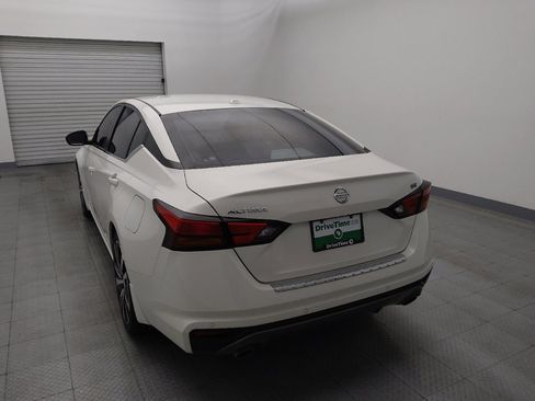 Used 2021 Nissan Altima 2.5 SR image 6
