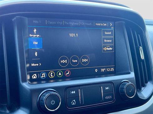 Used 2021 Chevrolet Colorado ZR2 image 15