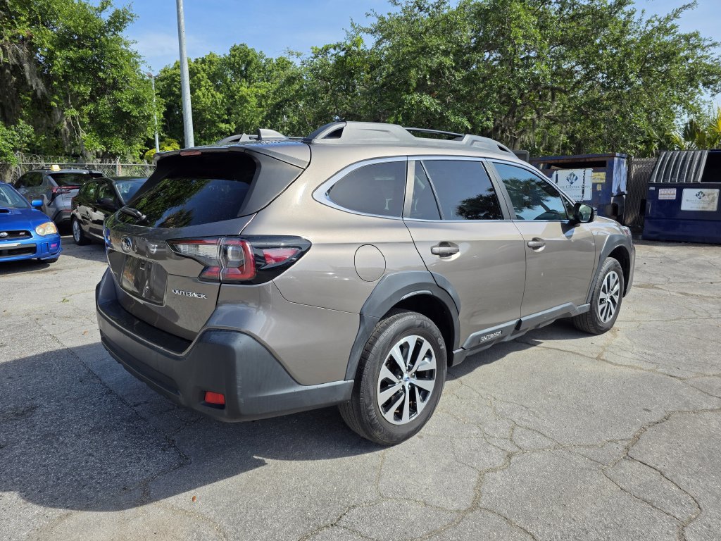 Certified 2023 Subaru Outback Premium AWD/4WD image 3